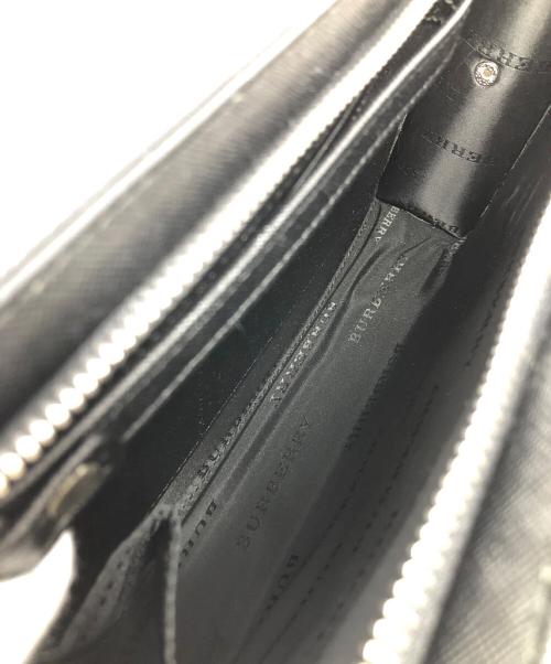 BURBERRY（バーバリー）BURBERRY (バーバリー) セカンドバッグ ブラック サイズ:実寸サイズにてご確認ください。の古着・服飾アイテム