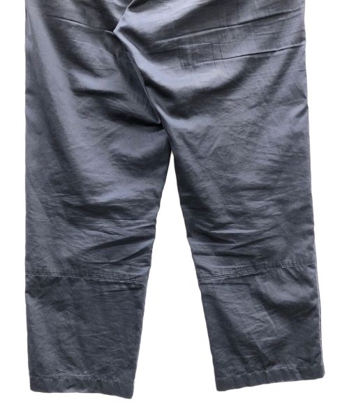 OAMC（オーエーエムシー）OAMC (オーエーエムシー) クロップドドローコード トラウザーズパンツ ネイビー サイズ:XSMALLの古着・服飾アイテム