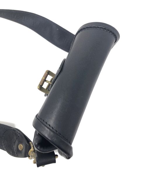 RED MOON（レッドムーン）RED MOON (レッドムーン) ショルダーポーチ ブラック サイズ:実寸サイズにてご確認ください。の古着・服飾アイテム