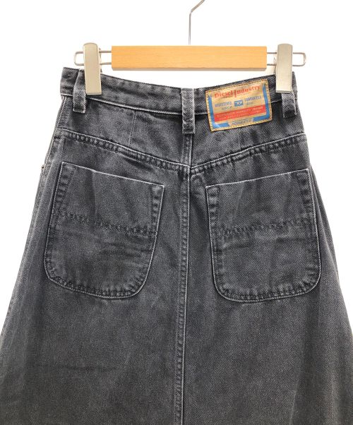 DIESEL（ディーゼル）DIESEL (ディーゼル) デニムスカート ブラック サイズ:24の古着・服飾アイテム