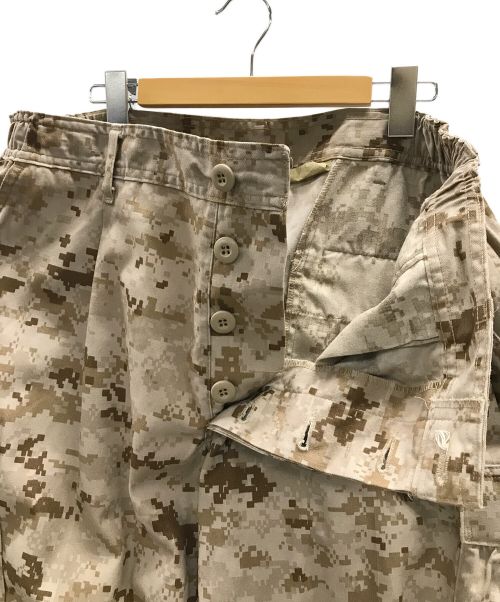 EA INDUTRIES INC（イーエー インダストリーズ インク）EA INDUTRIES INC ミリタリーパンツ TROUSER DESERT MARPAT CAMOUFLAGE （トラウザー デザートマーパット カモフラージュ） カーキ サイズ:35 TO 39 INの古着・服飾アイテム