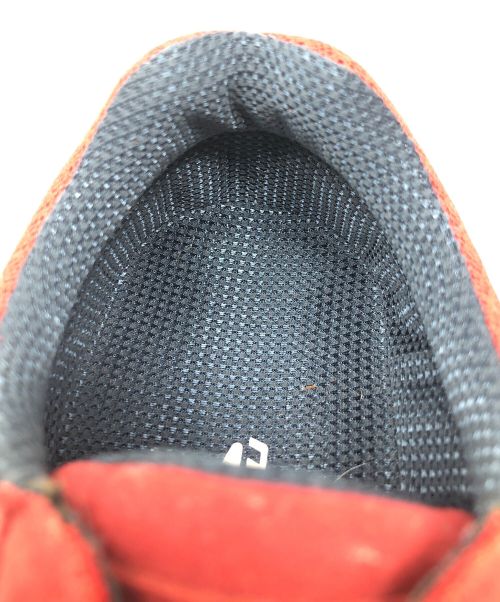 BENESU（ベネシュ）BENESU (ベネシュ) ランニングシューズ レッド サイズ:260ｍ/ｍ 未使用品の古着・服飾アイテム