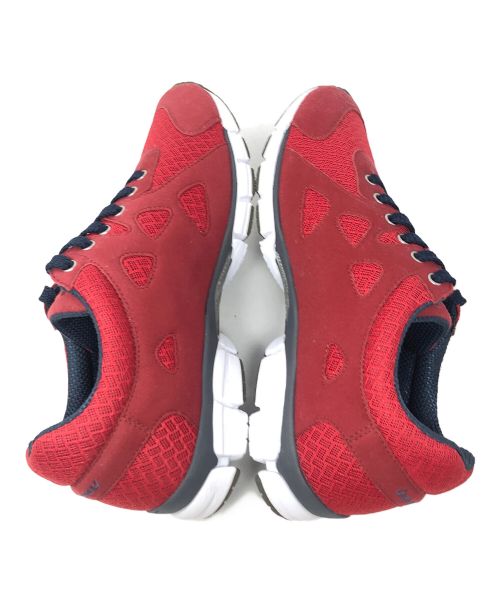 BENESU（ベネシュ）BENESU (ベネシュ) ランニングシューズ レッド サイズ:260ｍ/ｍ 未使用品の古着・服飾アイテム