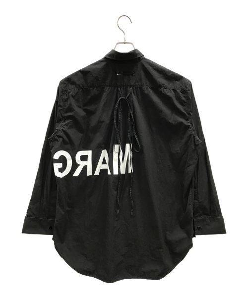 MM6 Maison Margiela（エムエムシックスメゾンマルジェラ）MM6 Maison Margiela (エムエムシックス メゾンマルジェラ) コットンシャツ リバースロゴプリント バックリボン ブラック サイズ:40号型：160/84Aの古着・服飾アイテム