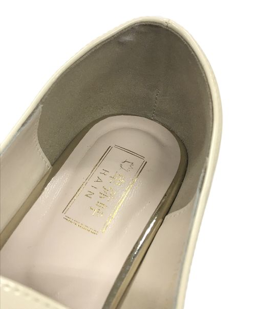 卑弥呼（ヒミコ）卑弥呼 (ヒミコ) レインコインローファー オフホワイト サイズ:24cmの古着・服飾アイテム