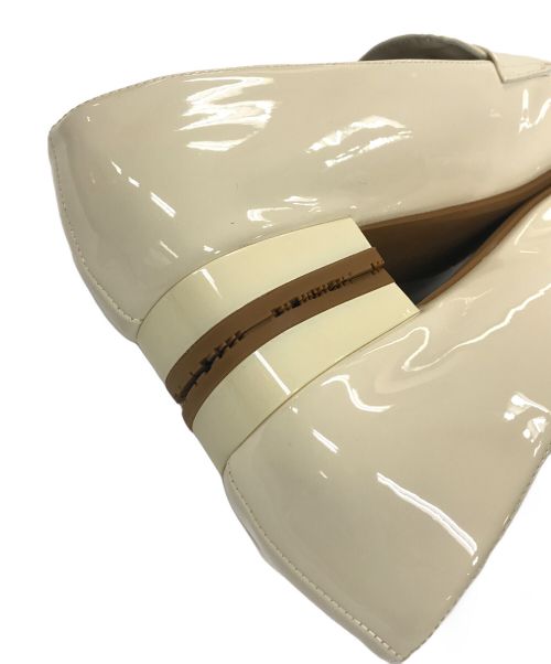 卑弥呼（ヒミコ）卑弥呼 (ヒミコ) レインコインローファー オフホワイト サイズ:24cmの古着・服飾アイテム