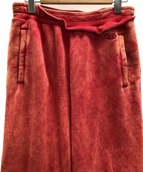 DIESEL（ディーゼル）DIESEL (ディーゼル) ダメージ加工スウェットパンツ カットオフ レイヤード ヴィンテージ加工 フレア スウェットパンツ レッド サイズ:Sの古着・服飾アイテム