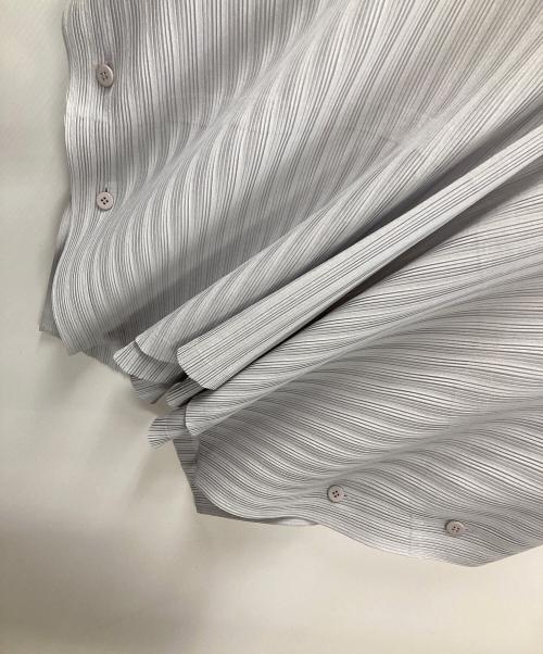 PLEATS PLEASE（プリーツプリーズ）PLEATS PLEASE (プリーツプリーズ) プリーツブラウス PLEATS PLEASE（プリーツ プリーズ） グレー サイズ:03の古着・服飾アイテム