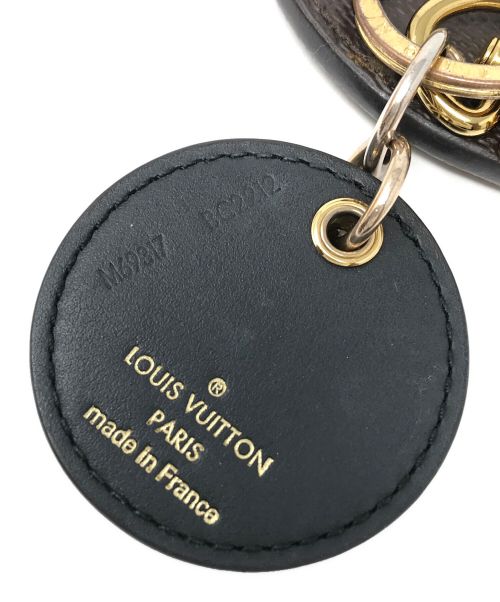 LOUIS VUITTON（ルイ ヴィトン）LOUIS VUITTON (ルイ ヴィトン) キーホルダー キーホルダー･イリュストレ モノグラム ブラウン サイズ:実寸サイズにてご確認ください。の古着・服飾アイテム