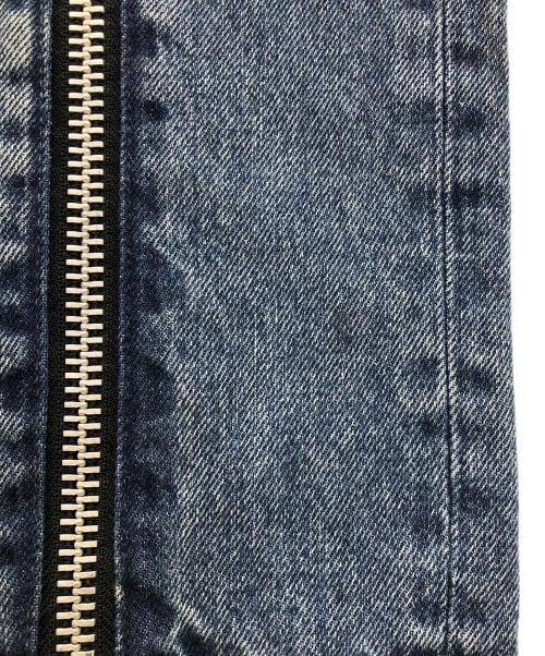 JOHN LAWRENCE SULLIVAN（ジョン ローレンス サリバン）JOHN LAWRENCE SULLIVAN (ジョン ローレンス サリバン) ジーンズ WASHED DENIM ZIPPED PANTS（ウォッシュ デニム ジッパー パンツ） インディゴ サイズ:44の古着・服飾アイテム