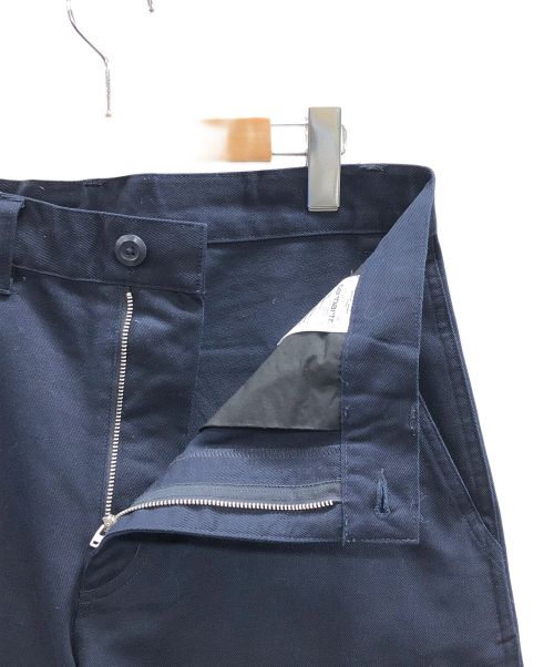 CarHartt（カーハート）CarHartt (カーハート) パンツ Midland Pant(ミッドランドパンツ) ネイビー サイズ:Mの古着・服飾アイテム