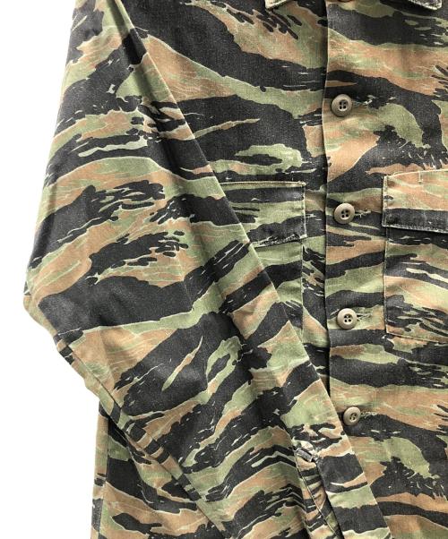 winfield international（ウィンフィールド インターナショナル）winfield international (ウィンフィールド インターナショナル) ユーティリティシャツ カーキ サイズ:14 1/2の古着・服飾アイテム