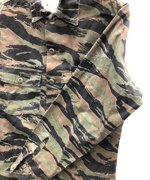 winfield international（ウィンフィールド インターナショナル）winfield international (ウィンフィールド インターナショナル) ユーティリティシャツ カーキ サイズ:14 1/2の古着・服飾アイテム