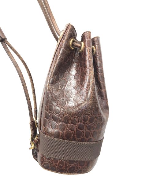 Salvatore Ferragamo（サルヴァトーレ フェラガモ）Salvatore Ferragamo (サルヴァトーレ フェラガモ) ヴァラリボン型押し巾着リュック サイズ:実寸サイズにてご確認ください。の古着・服飾アイテム