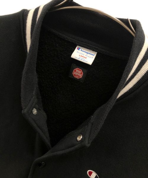 Champion（チャンピオン）Champion (チャンピオン) スタジャン ウィンドストッパーリーバースウィーブジャケット ブラック サイズ:LARGEの古着・服飾アイテム