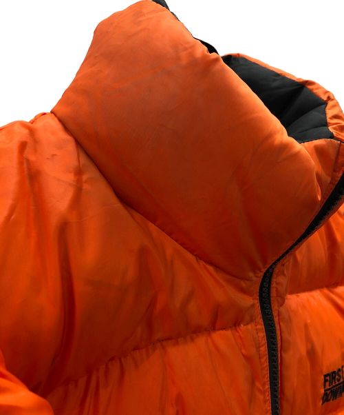 FIRST DOWN（ファーストダウン）FIRST DOWN (ファーストダウン) ダウンジャケット リバーシブルダウンジャケット ブラック/オレンジ サイズ:M/Mの古着・服飾アイテム