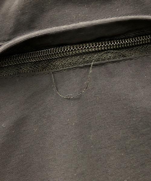 SUPREME（シュプリーム）SUPREME (シュプリーム) ナイロンパンツ Spellout Embroidered Track Pant（スペルアウト エンブロイダリー トラック パンツ） ブラック サイズ:XLargeの古着・服飾アイテム