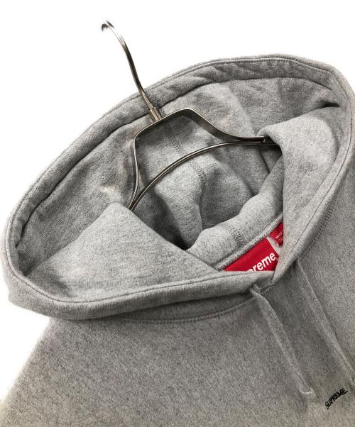 SUPREME（シュプリーム）SUPREME (シュプリーム) フロントロゴ プルオーバーパーカー グレー サイズ:XLargeの古着・服飾アイテム