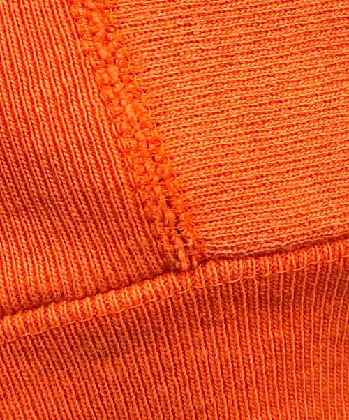 Champion（チャンピオン）Champion (チャンピオン) スウェット REVERSE WEAVE(リバースウィーブ) オレンジ サイズ:MEDIUMの古着・服飾アイテム