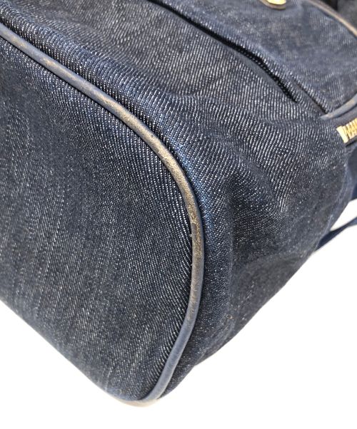 MICHAEL KORS（マイケル・コース）MICHAEL KORS (マイケルコース) デニムスモールリュック インディゴ サイズ:実寸サイズにてご確認ください。の古着・服飾アイテム