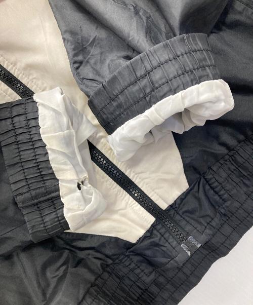 adidas（アディダス）adidas (アディダス) 90's ヴィンテージナイロンジャケット　刺繍ロゴ ブラック×ホワイト サイズ:Mの古着・服飾アイテム