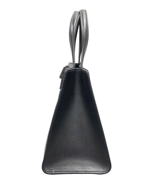 Salvatore Ferragamo（サルヴァトーレ フェラガモ）Salvatore Ferragamo (サルヴァトーレ フェラガモ) 2wayバッグ ウィラ トートバッグ ショルダーバッグ ブラック サイズ:実寸サイズにてご確認ください。の古着・服飾アイテム