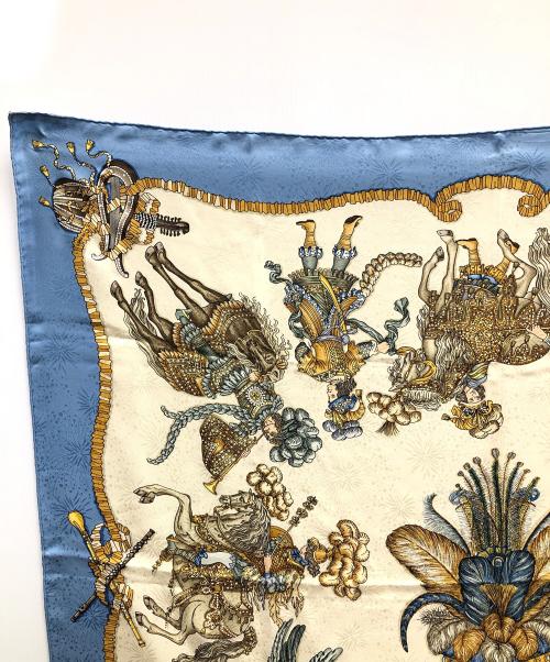 HERMES（エルメス）HERMES (エルメス) シルクスカーフ LES FETES DU ROI SOLEIL(レス フェット ドゥー ロワ ソレイユ) ブルー系 サイズ:実寸サイズにてご確認ください。の古着・服飾アイテム