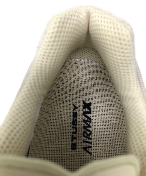 NIKE（ナイキ）NIKE (ナイキ) stussy (ステューシー) スニーカー AIR MAX 2013/STUSSY (エア マックス 2013/ステューシー) ベージュ サイズ:27.5 未使用品の古着・服飾アイテム