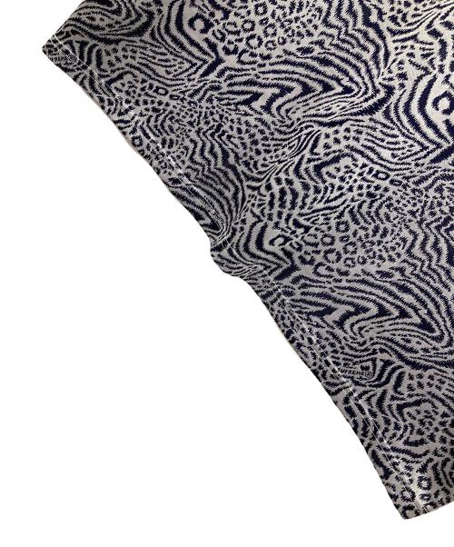 SUPREME（シュプリーム）SUPREME (シュプリーム) UMBRO (アンブロ) サッカーシャツ Jacquard Animal Print Soccer Jersey（ジャカード アニマル プリント サッカー ジャージ） グレー サイズ:ASIA 3XLの古着・服飾アイテム