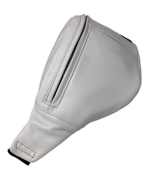 PORTER（ポーター）PORTER (ポーター) Lewis Leathers (ルイスレザース) ウエストバッグ ホワイト サイズ:実寸サイズにてご確認ください。の古着・服飾アイテム