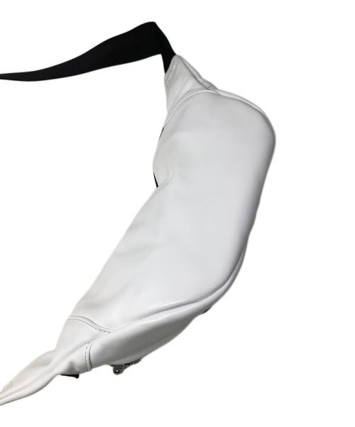 PORTER（ポーター）PORTER (ポーター) Lewis Leathers (ルイスレザース) ウエストバッグ ホワイト サイズ:実寸サイズにてご確認ください。の古着・服飾アイテム