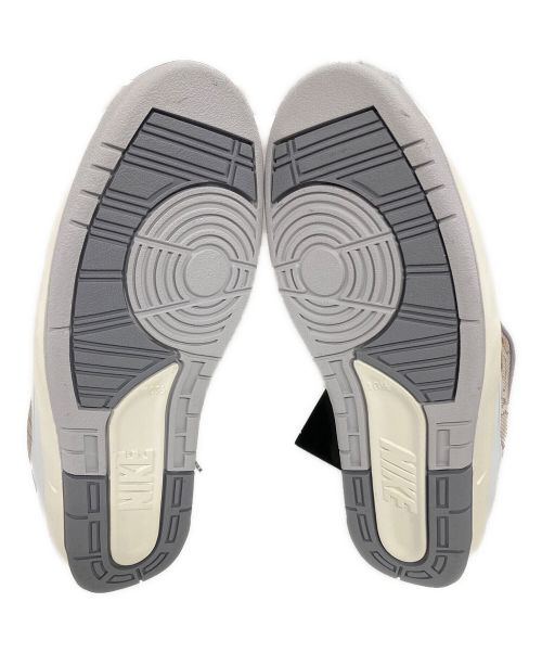 NIKE（ナイキ）NIKE (ナイキ) スニーカー AIR JORDAN 2 RETRO LOW（エアジョーダン2レトロロー） ベージュ×ホワイト サイズ:28.5 未使用品の古着・服飾アイテム