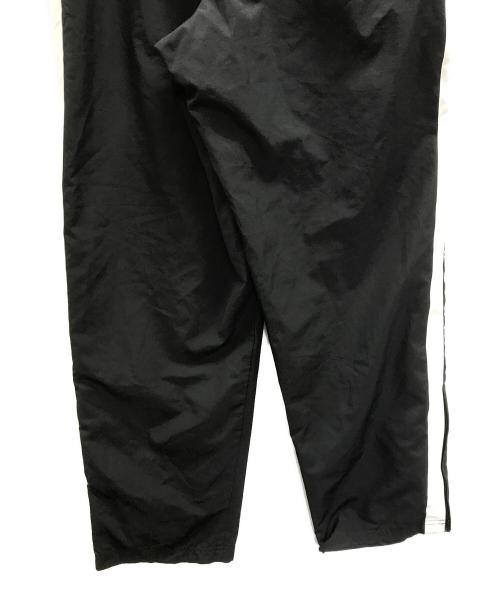 NIKE（ナイキ）NIKE (ナイキ) ナイロンパンツ ストレートパンツ ブラック サイズ:Lの古着・服飾アイテム