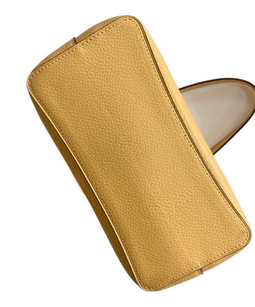 COACH（コーチ）COACH (コーチ) ショルダーバッグ スモール タウン バケット 2WAY（ツーウエイ）ハンドバッグ オレンジ サイズ:実寸サイズにてご確認ください。の古着・服飾アイテム