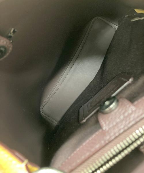 COACH（コーチ）COACH (コーチ) ショルダーバッグ スモール タウン バケット 2WAY（ツーウエイ）ハンドバッグ オレンジ サイズ:実寸サイズにてご確認ください。の古着・服飾アイテム