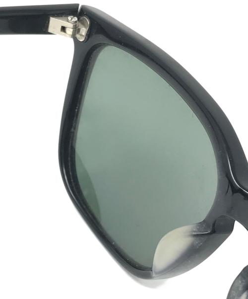 RAY-BAN（レイバン）RAY-BAN (レイバン) サングラス　TRADITIONALS CLINTON（トランジションズクリントン） ブラック サイズ:58□16の古着・服飾アイテム