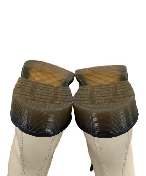 Dr.Martens（ドクターマーチン）Dr.Martens (ドクターマーチン) 8ホールブーツ ベージュ サイズ:UK8の古着・服飾アイテム