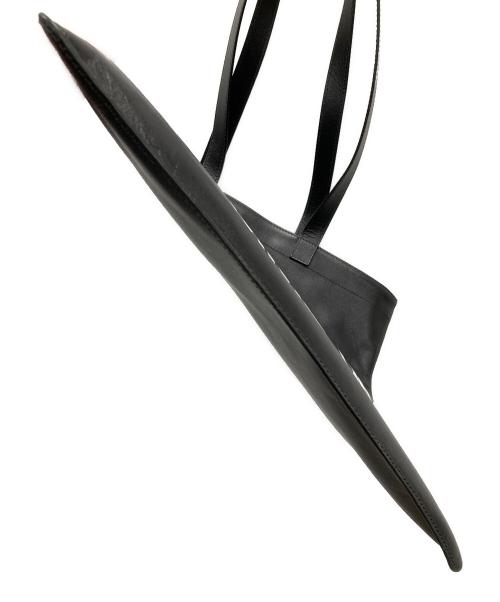 COMME des GARCONS（コムデギャルソン）COMME des GARCONS (コムデギャルソン) トートバッグ ヒュージロゴバッグ ブラック サイズ:実寸サイズにてご確認ください。の古着・服飾アイテム