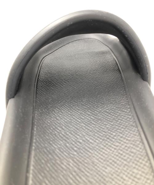 LOUIS VUITTON（ルイ ヴィトン）LOUIS VUITTON (ルイ ヴィトン) サンダル モノグラム・エクリプス WATERFRONT MULE (ウォーターフロント ミュール) ブラック サイズ:7の古着・服飾アイテム