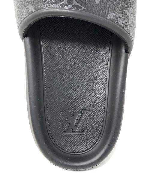 LOUIS VUITTON（ルイ ヴィトン）LOUIS VUITTON (ルイ ヴィトン) サンダル モノグラム・エクリプス WATERFRONT MULE (ウォーターフロント ミュール) ブラック サイズ:7の古着・服飾アイテム