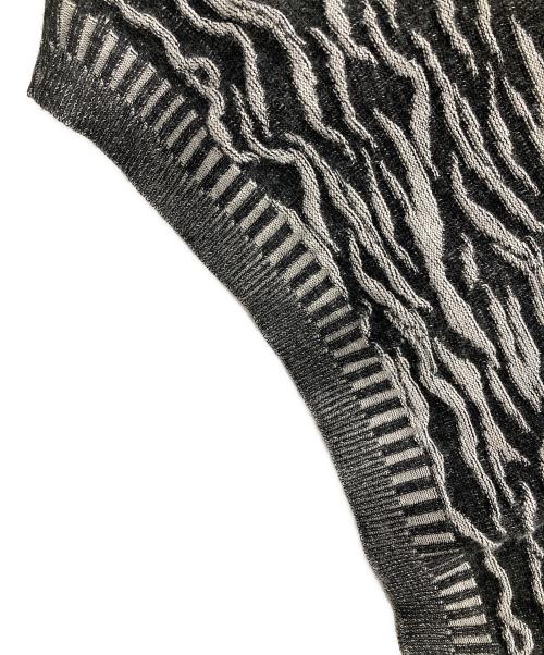 VERSACE JEANS COUTURE（ヴェルサーチ ジーンズクチュール）VERSACE JEANS COUTURE (ヴェルサーチ ジーンズクチュール) セーター グレー×ブラック サイズ:Lの古着・服飾アイテム