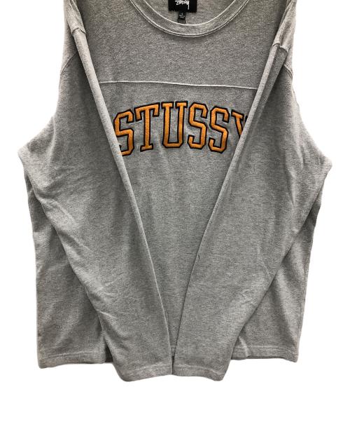stussy（ステューシー）stussy (ステューシー) ロングスリーブカットソー Kent Football Jersey（ケント フットボール ジャージー） グレー サイズ:Lの古着・服飾アイテム