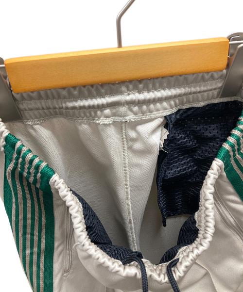Needles（ニードルズ）Needles (ニードルズ) FREAK'S STORE (フリークスストア) トラックパンツ オリーブ サイズ:XS 未使用品の古着・服飾アイテム