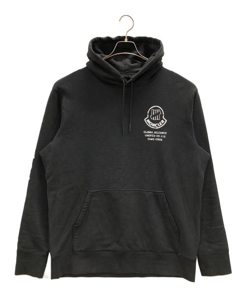 MONCLER（モンクレール）MONCLER (モンクレール) UNDEFEATED (アンディフィーテッド) ジーニアス プルオーバーパーカー ブラック サイズ:Lの古着・服飾アイテム