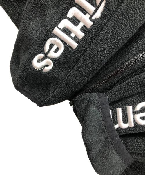 SUPREME（シュプリーム）SUPREME (シュプリーム) フリースジャケット Skittles（スキットルズ） ブラック サイズ:Smallの古着・服飾アイテム