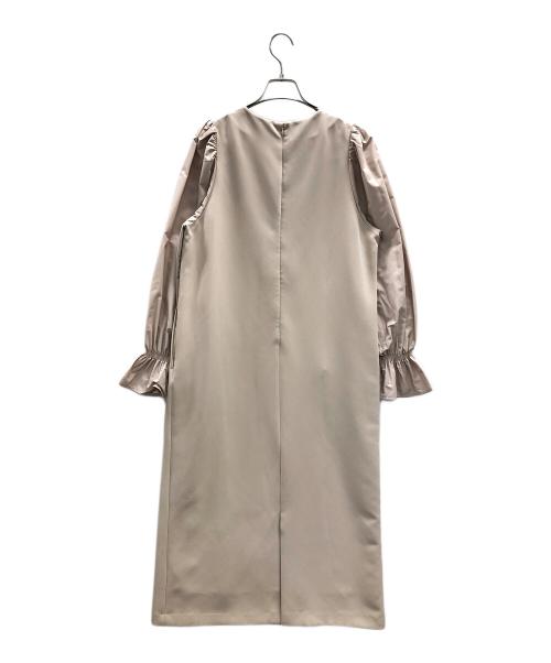 UNITED ARROWS BEAUTY&YOUTH（ユナイテッド アローズ ビューティアンドユース）UNITED ARROWS BEAUTY&YOUTH (ユナイテッド アローズ ビューティアンドユース) コンビボリュームスリーブ ワンピース ベージュ サイズ:M 未使用品の古着・服飾アイテム