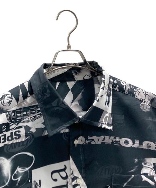 bodysong.（ボディソング）bodysong. (ボディソング) ZUTOMAYO MART (ズトマヨ マート) コラージュシャツ ホワイト×ブラック サイズ:Lの古着・服飾アイテム