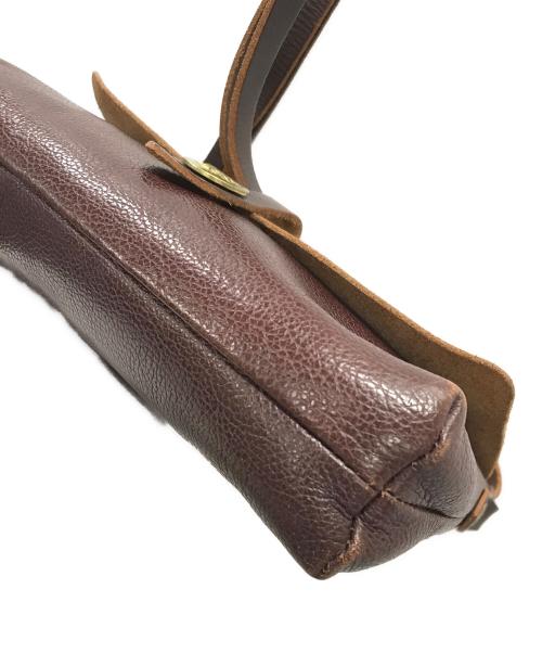 IL BISONTE（イル ビゾンテ）IL BISONTE (イル ビゾンテ) レザーショルダーバッグ ブラウン サイズ:実寸サイズにてご確認ください。の古着・服飾アイテム