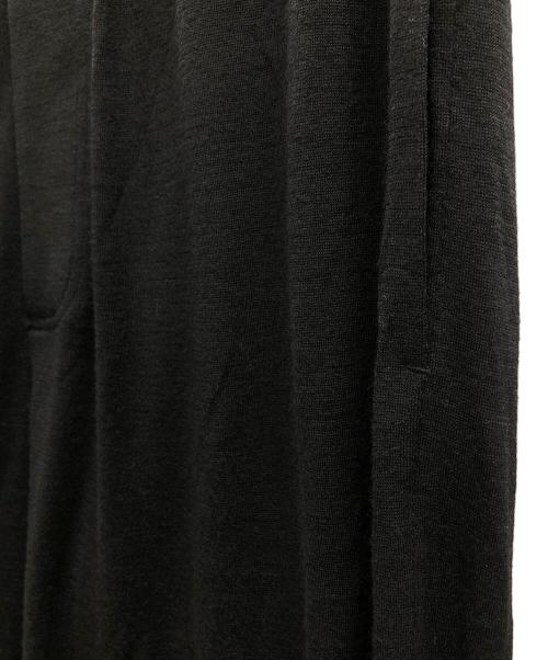 WRAPINKNOT（ラッピンノット）WRAPINKNOT (ラッピンノット) ノータックイージーワイドパンツ ブラック サイズ:2の古着・服飾アイテム