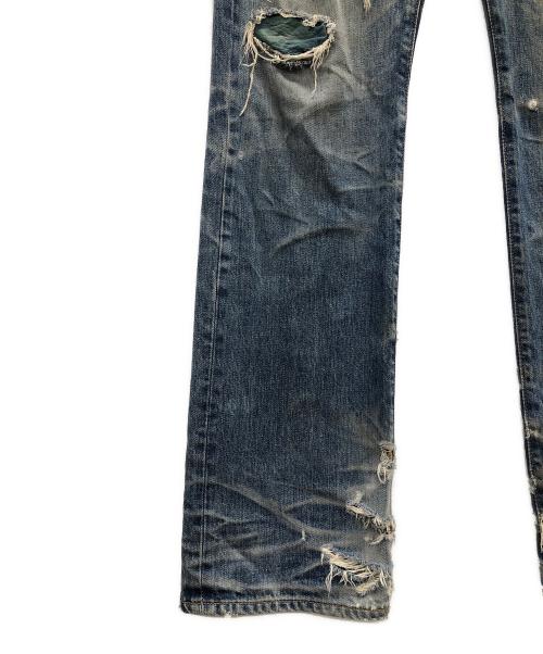 ISAMU KATAYAMA BACKLASH（イサムカタヤマ・バックラッシュ）ISAMU KATAYAMA BACKLASH (イサムカタヤマ・バックラッシュ) ダメージデニムパンツ COTTON（コットン）100%シルケット13.5oz（オンス）デニム ブルー サイズ:XSの古着・服飾アイテム